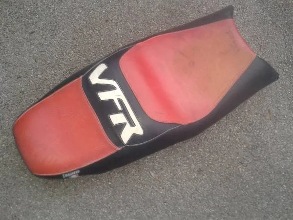 Selle bagster honda 750 vfr 1995 - Équipements Moto - Verberie (60410)
