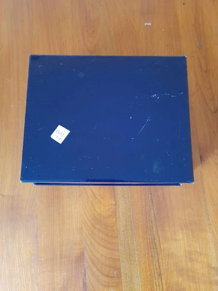 Boite publicitaire vide en carton yves saint laure - Décoration - Saint-Satur (18300)