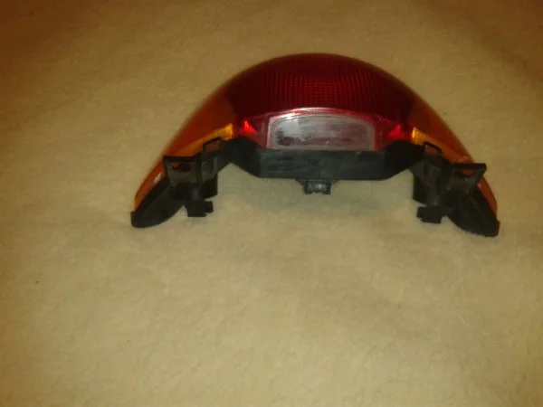 Feux arriére honda 650 deauville 1998 - Équipements Moto - Compiègne (60200)