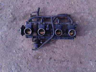 Rampe injection kawasaki 1100 gpz zx 1983 - photo 3