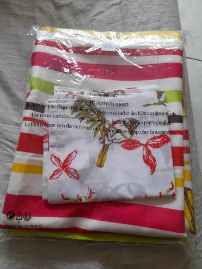 Nappe de table rectangulaire + 4 serviettes - photo 2