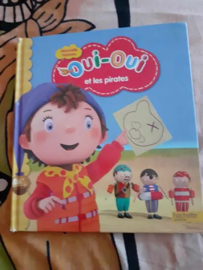 Nouvelle histoire oui oui et les pirates - Livres - Saint-Satur (18300)