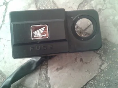 Boite fusible honda 600 transalp 1993 - Motos & Scooters