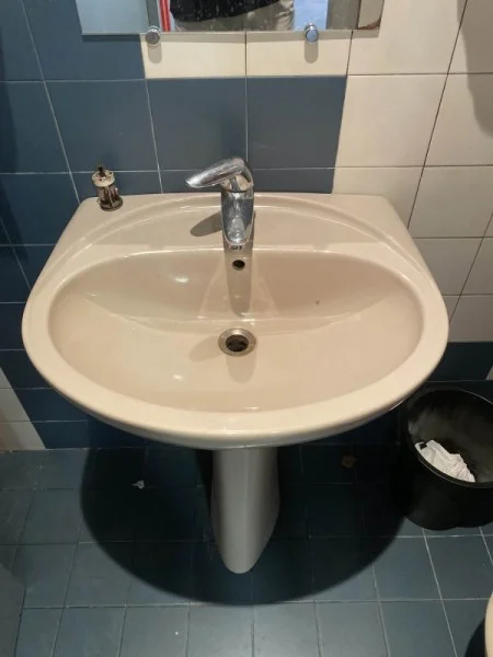 Vasques et wc d'occasion - Salle de Bain - Cahors (46000)
