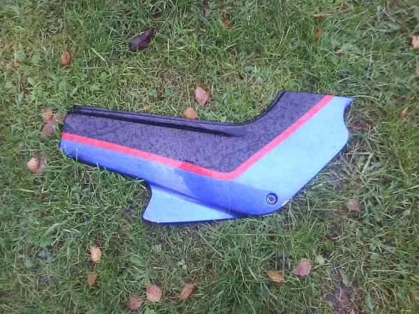 Cache latéral droit kawasaki 500 gpzs 1993 - Équipements Moto - Le Pré-Saint-Gervais (93310)