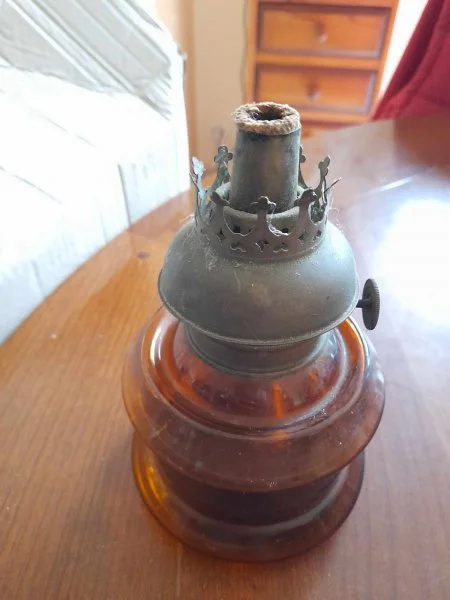 Ancienne petite lampe à pétrole - Collection - Saint-Satur (18300)