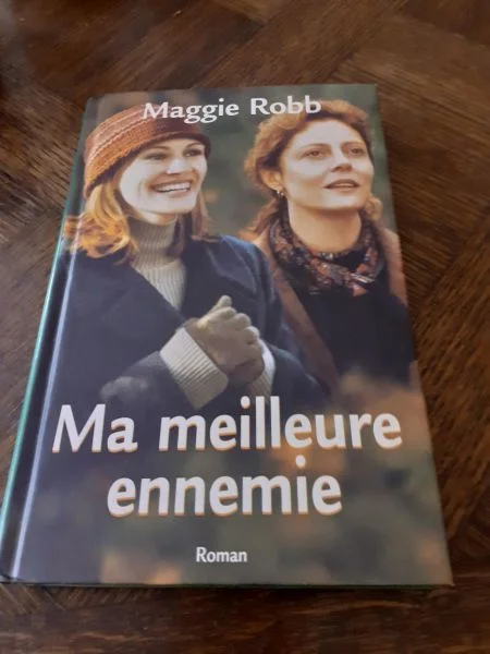 Livre maggie robb "ma meilleur ennemie " - Livres - Saint-Satur (18300)