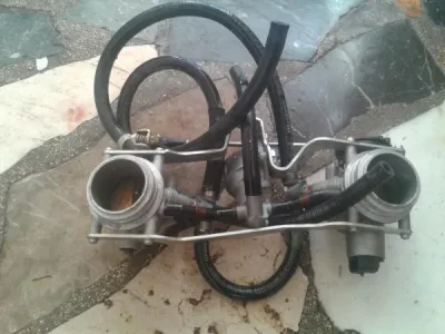 Rampe injection ducati 748 2005 - Motos & Scooters - Nancy (54000)