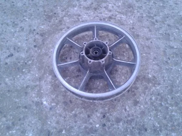 Roue arriére kawasaki 550 gpz 1983 - Équipements Moto - Dampleux (02600)