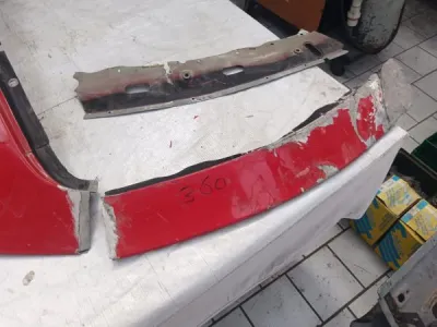 Partie avant de l'aile avant droite de ferrari 360 - photo 3