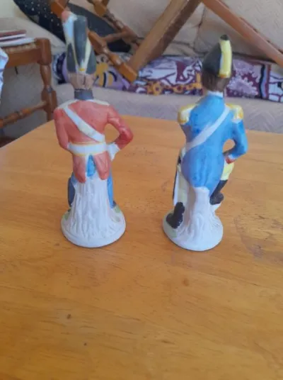 Petit soldat en céramique - photo 2