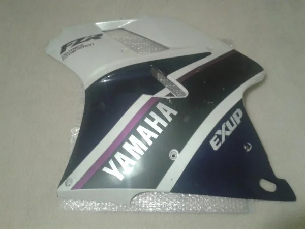 Flanc carénage gauche yamaha 1000 fzr 1992 - Équipements Moto - Compiègne (60200)