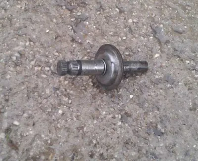 Axe de kick husqvarna 240 wr 1980 - Équipements Moto - Dampleux (02600)