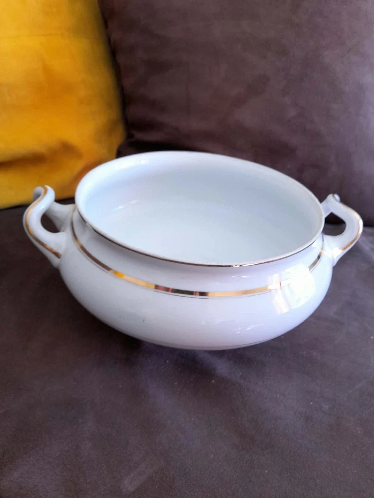 Soupière Ronde en Porcelaine Blanche - Arts de la Table - Saint-Satur (18300)