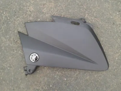 Flanc carénage droit yamaha 530 tmax 2018 - Équipements Moto - Verberie (60410)