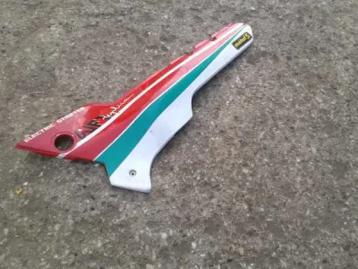 Cache latéral gauche aprilia 125 af1 sinthési 1989 - photo 2