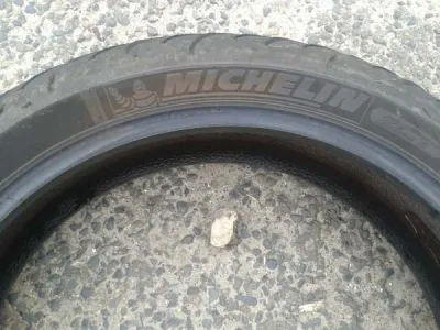 Pneu arriére michelin 170/60/zr17 - photo 2