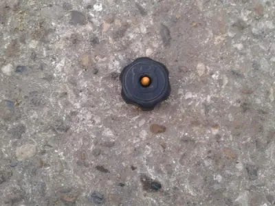 Bouchon essence husqvarna 410 te 1998 - photo 2