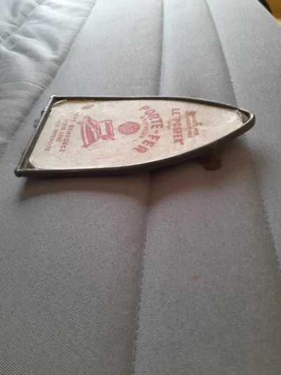 Ancien porte fer à repasser - unis mlm france - - Collection - Saint-Satur (18300)