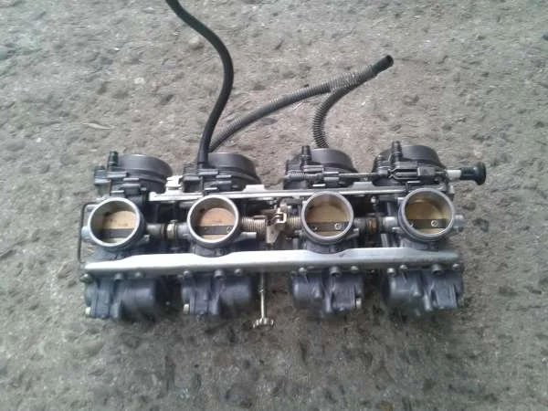 Rampe carburateur suzuki 1100 gsxr 1990 - Équipements Moto - Dampleux (02600)