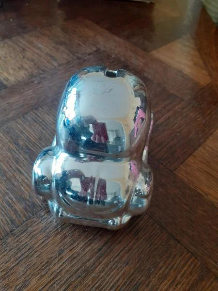 Tirelire forme voiture - Décoration - Saint-Satur (18300)