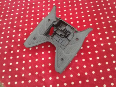 Plancher scooter suzuki 125 sixteen 2014 - photo 2