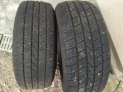 Vends 2 pneus marque lanvigator 205/55/r16 - photo 2