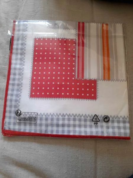 2 serviettes de table pomme - déco florale - Collection - Saint-Satur (18300)