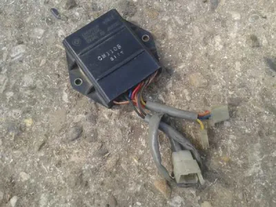 Boitier cdi suzuki 250 rgv 1989 - Équipements Moto - Dampleux (02600)