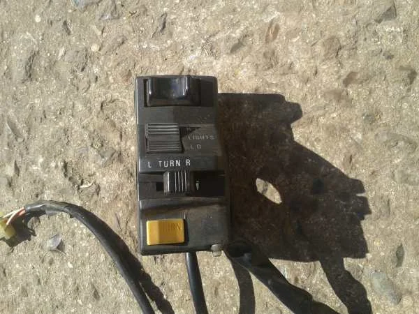 Comodo gauche suzuki 1100 gsxf 1990 - Équipements Moto - Dampleux (02600)