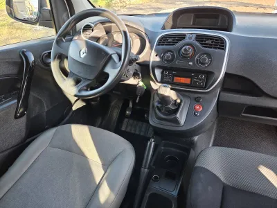 Renault Kangoo 2018 double cabine 109539km 1.5dci - photo 4