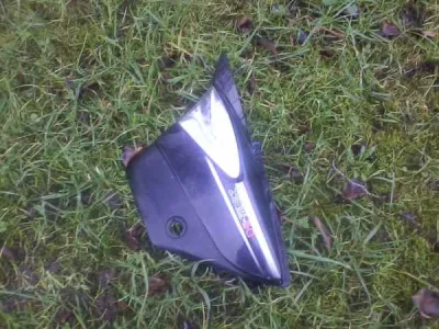 Cache latéral gauche zonghesn 125 2011 - photo 3