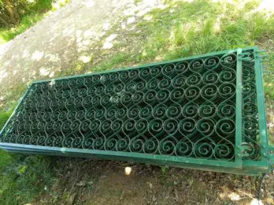 Garde corps, portail et portillon en fer forgé - photo 3