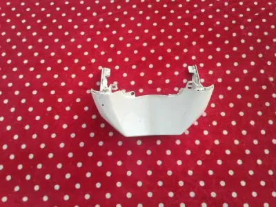 Sabot blanc scooter suzuki 125 sixteen 2014 - Équipements Moto - Compiègne (60200)