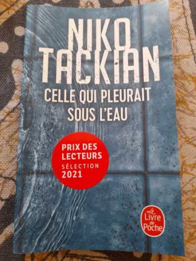 Celle qui pleurait sous l'eau - niko tackian - photo 2