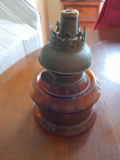 Ancienne petite lampe à pétrole - photo 4