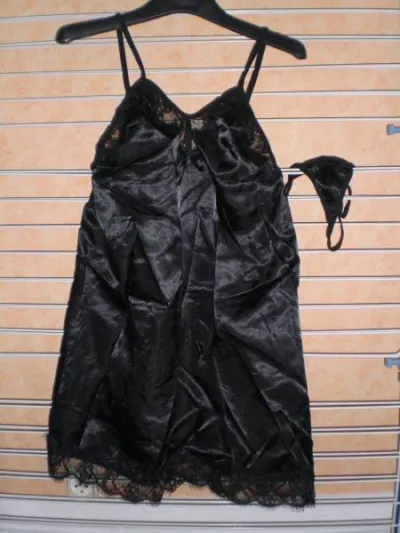 Kimono + nuisette + string t.38 neuf - Vêtements Femme - Sochaux (25600)