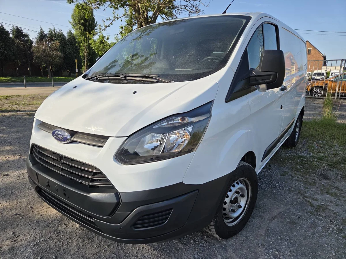 Ford Transit Custom L1h1 2.2tdci 110CV Nv Moteur 0 - Utilitaires - Pont-de-Loup (6250)