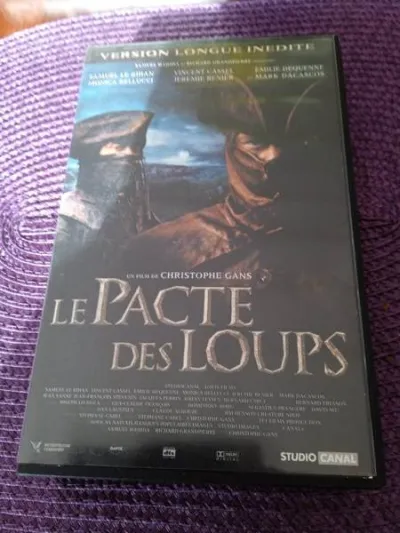 Cassette vhs " le pacte des loups" - CD, DVD & Vinyles - Saint-Satur (18300)