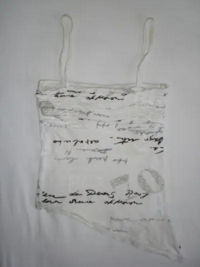 Haut divers t.36 ou t.38 neuf - photo 4