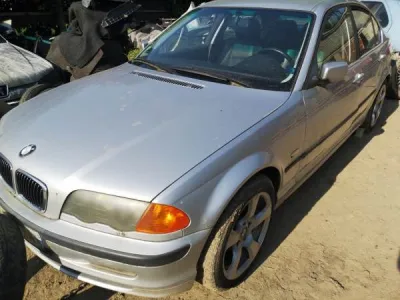 Bmw 330 d 3.0 e46 an 2001 184 ch automatique - Voitures - Bécon-les-Granits (49370)