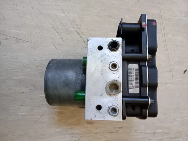 Pompe abs pour maserati quattroporte m139 - Équipements Auto - Nice (06000)