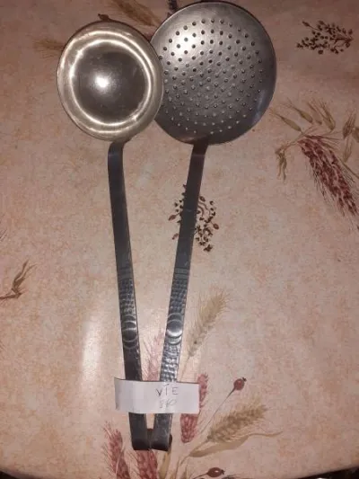 Ensemble 2 ustensiles de cuisine - Collection - Saint-Satur (18300)