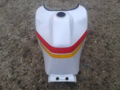 Réservoir yamaha 750 super ténéré 1989 - photo 4