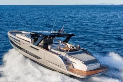 Cayman 540 wa - Bateaux - Saint-Tropez (83990)