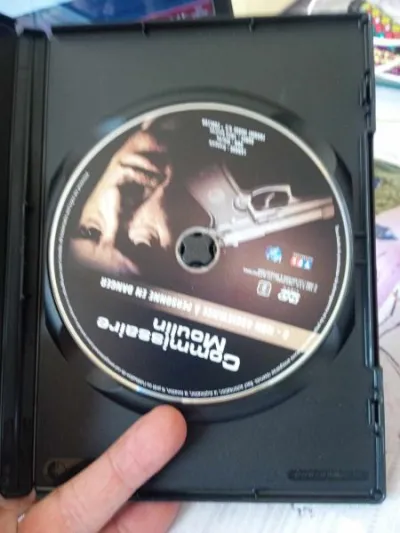 Dvd : " commissaire moulin " - photo 2
