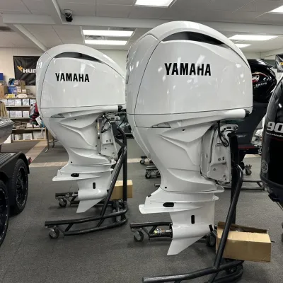 Moteur hors-bord Yamaha F300XCB2 2024 Bloc Paire - photo 2