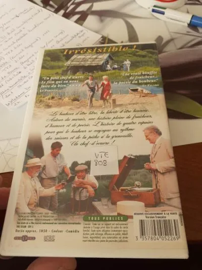 Cassette vhs " les enfants du marais" - photo 2