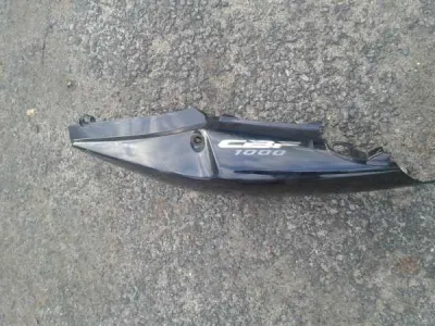 Cache latéral gauche honda 1000 cbf 2008 - photo 2
