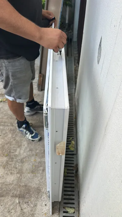 Fenêtre PVC blanc un vantail vitrage granité - photo 2